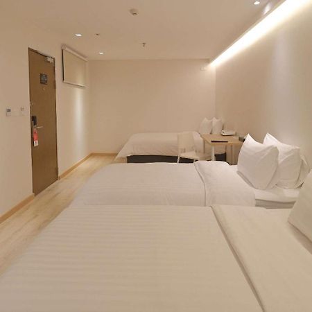 Simplestay Chatuchak, Surestay Collection By Best Western Bangkok Zewnętrze zdjęcie